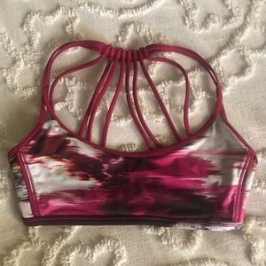 Lululemon free to be bra size 6/8